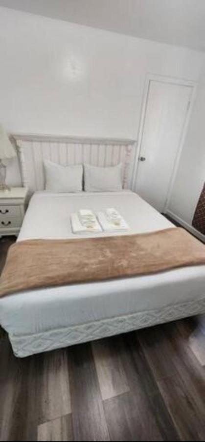 Affordable Private With Shared Bath Kitchen Near Sfo Apartment
